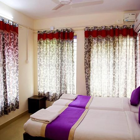 Hotel V Bee Plaza Thiruvananthapuram Exteriér fotografie