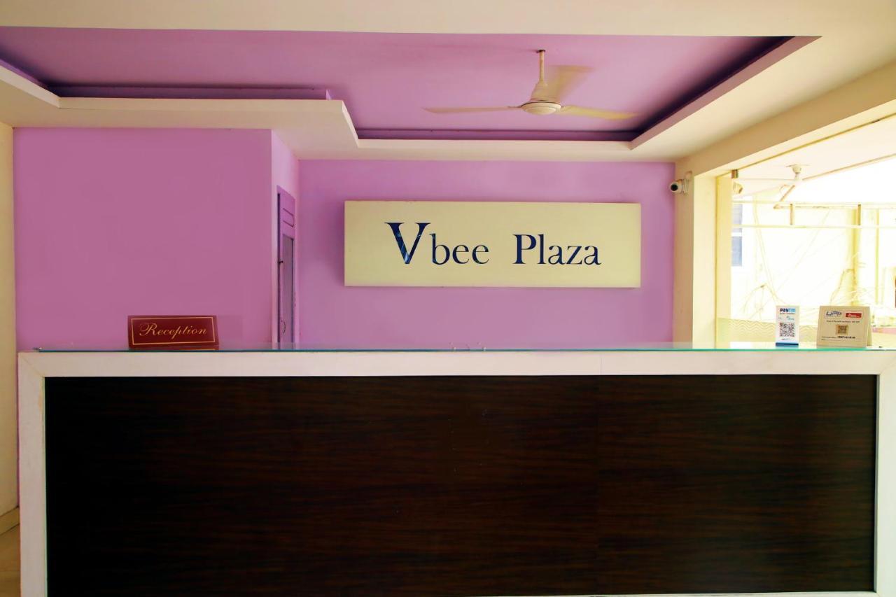 Hotel V Bee Plaza Thiruvananthapuram Exteriér fotografie